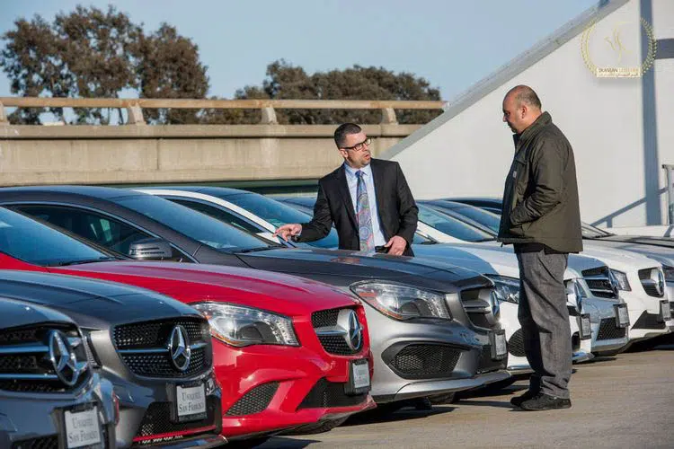 قوانین راهنمایی و رانندگی روز یکشنبه در آمریکا قوانین راهنمایی و رانندگی روز یکشنبه در آمریکا