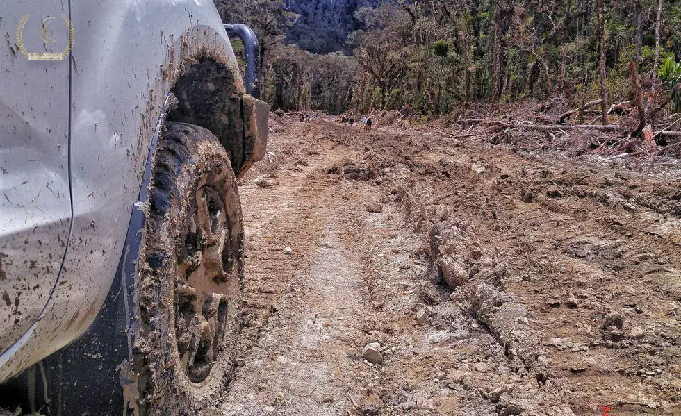 قوانین مربوط به چرخ های خودرو در آمریکا قوانین مربوط به چرخ های خودرو در آمریکا